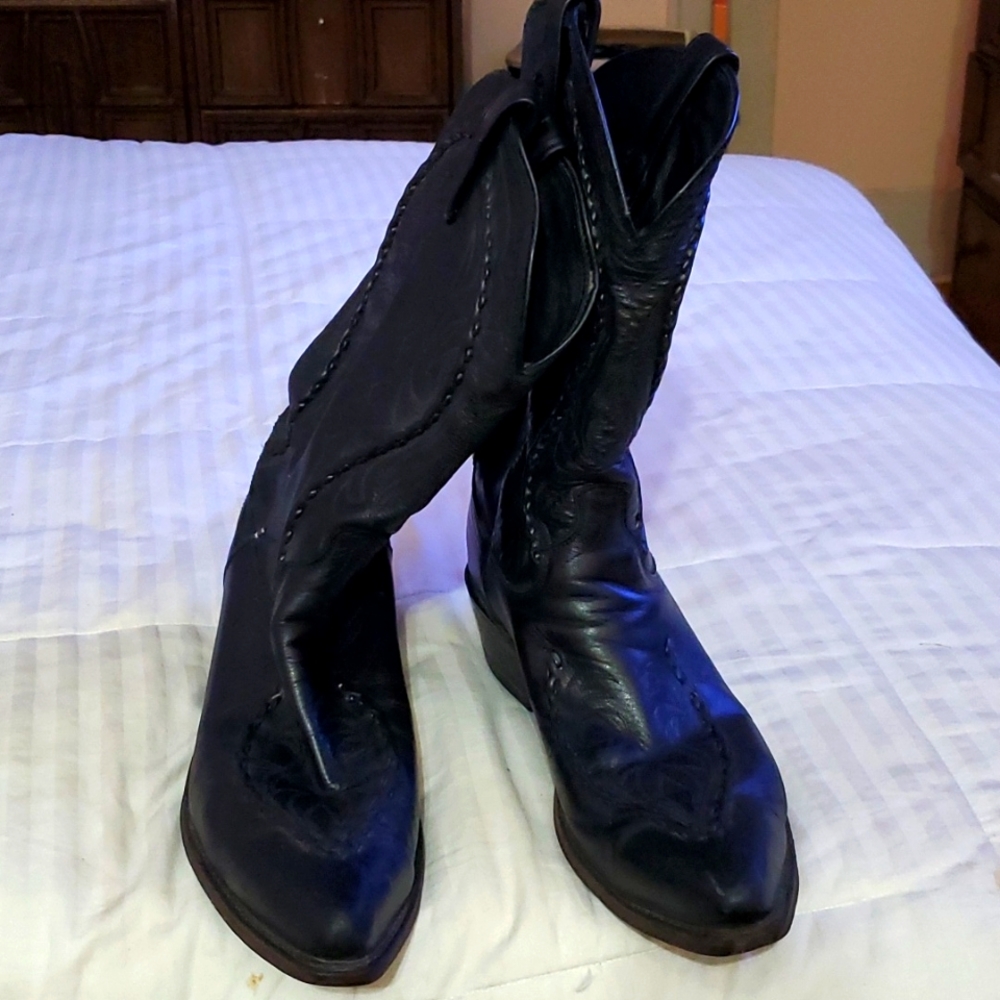 Men Black Doeskin Cowboy boots
